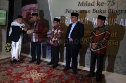KH Maruf Amin Luncurkan Buku Penggerak Umat Pengayom Bangsa