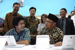 Mendikbud Resmikan Samsung Smart Learning Class SMA Pangudi Luhur