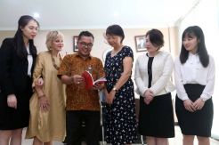 Perkuat Penguasaan Bahasa Mandarin, Uwika Surabaya Rekrut Dosen dari Tiongkok