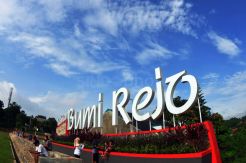 Asyiknya Bermain Di Taman Bumi Rejo