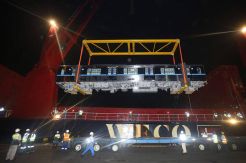 Gerbong Kereta MRT Tiba di Jakarta dari Jepang