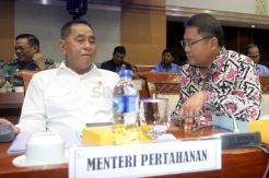 Komisi I Raker dengan Menhan dan Menkominfo Bahas Satelit Komunikasi Militer