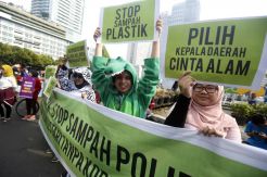 Peringatan Hari Bumi di CFD Jakarta