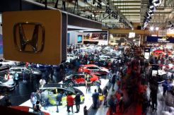 Pengunjung Padati Hari Terakhir IIMS 2018