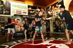 Latihan Terbuka Jelang Duel di One Championship Grit and Glory