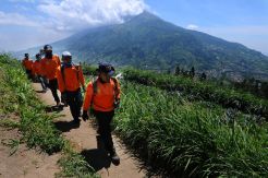 Pendakian Merapi Ditutup Pasca Letusan Freatik
