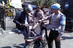 Pasca Serangan Bom Polrestabes Surabaya, Penjagaan Mapolres Malang Kota Diperketat