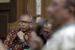 Sidang Lanjutan Dokter Bimanesh Hadirkan Ahli Penyakit Dalam dan Hipertensi