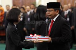 Bambang Soesatyo Lantik Sekjen DPR Indra Iskandar