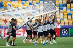 Mo Salah Angkat Gawang Sebelum Final Liga Champions