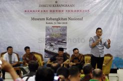 Peluncuran Buku Melawan Konspirasi Global di Teluk Jakarta