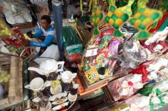 Pedagang Parcel Kebanjiran Pesanan Jelang Lebaran