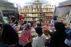 Penjualan Kue Kering Meningkat Jelang Lebaran