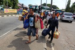 H+3 Lebaran, Arus Balik Mulai Tampak di Terminal Kampung Rambutan