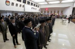 KPU Lantik 130 Anggota KPU Kabupaten/Kota