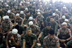 TNI dan Polri Doa Bersama Jelang Pilkada di Makassar