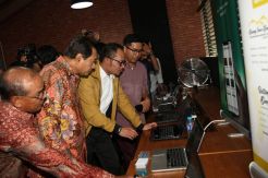 Menaker Resmikan Ruang Inovasi Bagi Generasi Milenial