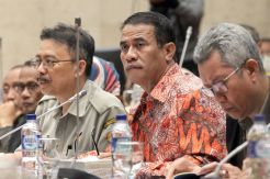 Mentan Rapat dengan Komisi IV Bahas RUU Sistem Budidaya Berkelanjutan