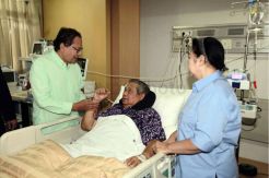 Rizal Ramli Besuk SBY di RSPAD Gatot Subroto