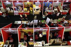 Pengusaha Kuliner Unjuk Kemampuan dalam Kompetisi Food Startup di Surabaya