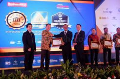 WOM Finance Raih Penghargaan TOP Multifinance 2018