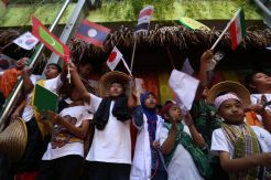Pelajar SD Kretaif Muhammadiyah 16 Surabaya Gelar Aksi Teaterikal Kepahlawanan
