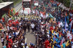 Obor Asian Games 2018 Diarak di Jakarta Pusat dan Jakarta Barat