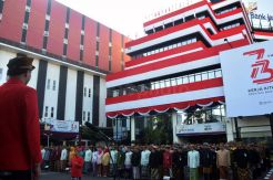 Kain Merah Putih di Gedung Bank Jateng Catat Rekor Leprid