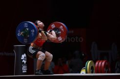 Lifter Sri Wahyuni Sumbangkan Perak untuk Indonesia