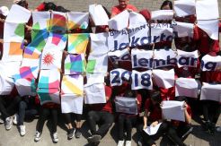 Mahasiswa Surabaya Tampilkan Flashmob Dukung Asian Games