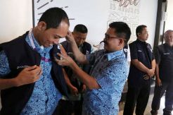 Blue Bird Berikan Penghargaan Road Stars Award Kepada Pengemudi