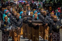 Tradisi Grebeg Suro Girikusumo