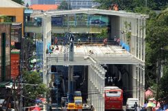 Proyek Pembangunan Skybridge Tanah Abang Dikebut