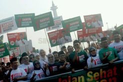 Ketum PKB Muhaimin Iskandar Ikuti Jalan Sehat Sarungan