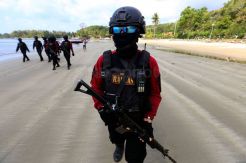 Tim Black Panther Polres Gresik Amankan Wonderful Sail to Indonesia di Pulau Bawean
