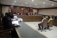 Wali Kota Kendari Adiatma Dwi Putra dan Ayahnya Dituntut 8 Tahun Penjara
