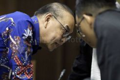 Johannes Budisutrisno Kotjo Jalani Sidang Perdana Kasus Suap Proyek PLTU Riau-1