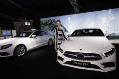 The New Mercedes-Benz A-Class dan CLS Memukau di Star Arena