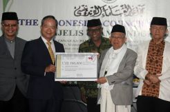 TETO Serahkan Bantuan untuk Korban Gempa dan Tsunami Sulteng
