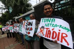 Penyandang Disabilitas Gelar Aksi di MUI