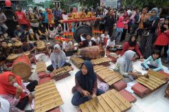Kampung Jawi Kenalkan Permainan Tradisional di CFD Semarang