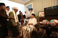 Cawapres Maruf Amin Terima Kunjungan PCNU Tangerang