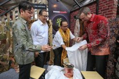 Menteri Koperasi Tinjau SETC Expo 2018
