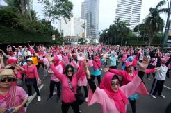 Ratusan Perempuan Peringati Hari Ibu di Car Free Day