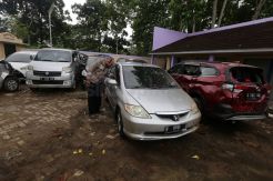 Puluhan Mobil Milik Korban Tsunami Didata