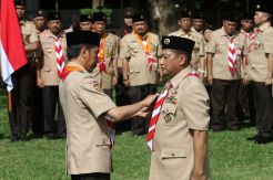 Presiden Jokowi Lantik Budi Waseso Sebagai Ketua Kwarnas Pramuka