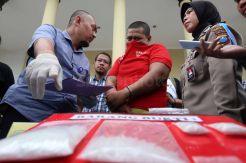 Polrestabes Surabaya Bekuk 4 Pengedar Sabu