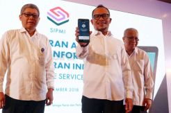 Menaker Luncurkan Aplikasi Sistem Informasi Pekerja Migran Indonesia