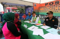 Dinas Lingkungan Hidup DKI Lakukan OTT Pembuang Sampah Sembarangan