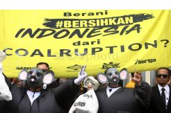AKsi Bersihkan Politik Indonesia Dari Batubara
